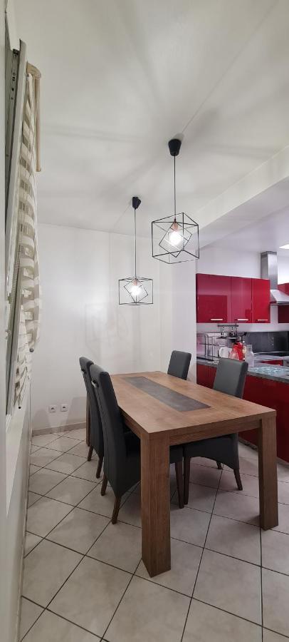 La Brique Rouge - Maison 66 M2 Avec 2 Chambres Lille Dış mekan fotoğraf